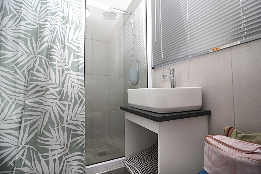 3 Bedroom Property for Sale in Heiderand Western Cape